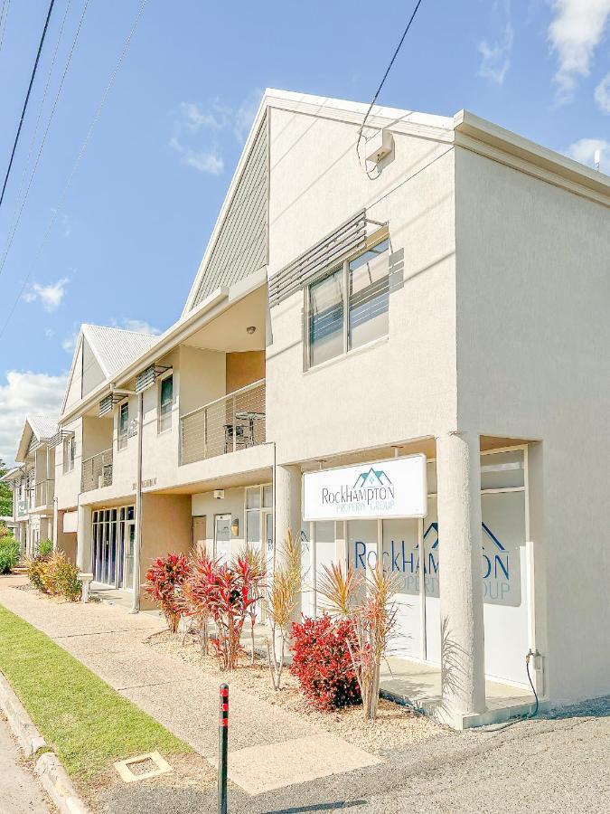 Rockhampton Serviced Apartments Екстер'єр фото